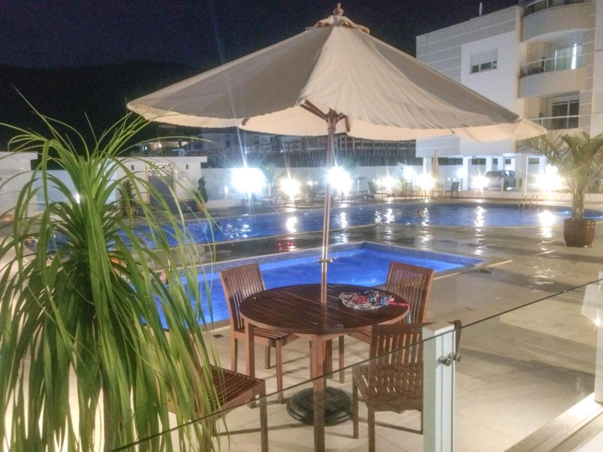 Ferienwohnung Apartamento Maravilhoso Em Florianopolis Na Praia Dos Ingleses Com Piscina Exterior foto